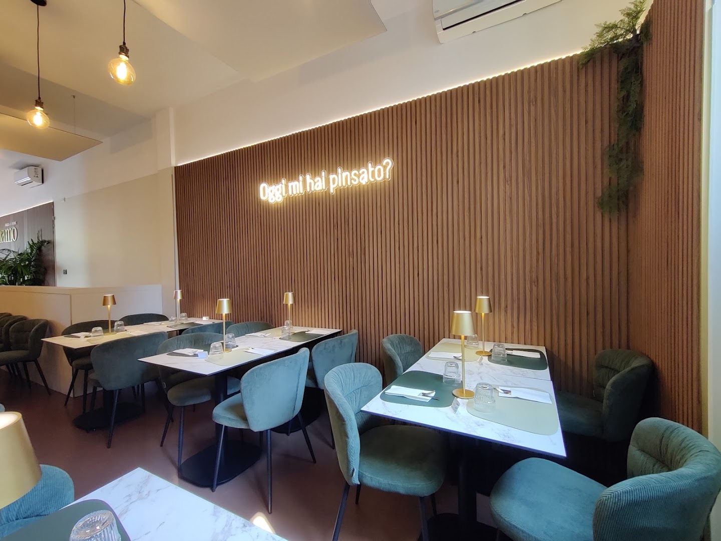 MAMO PINSA & DRINK