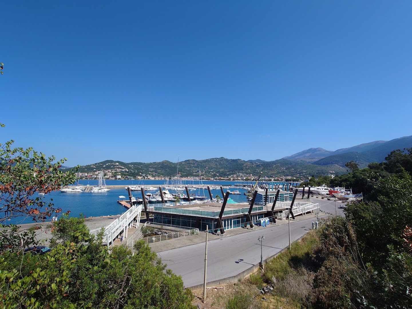 Mandola Attilio Base Nautica Porto Sapri
