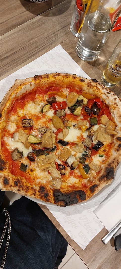 Mandolino Trattoria Pizzeria, Saronno