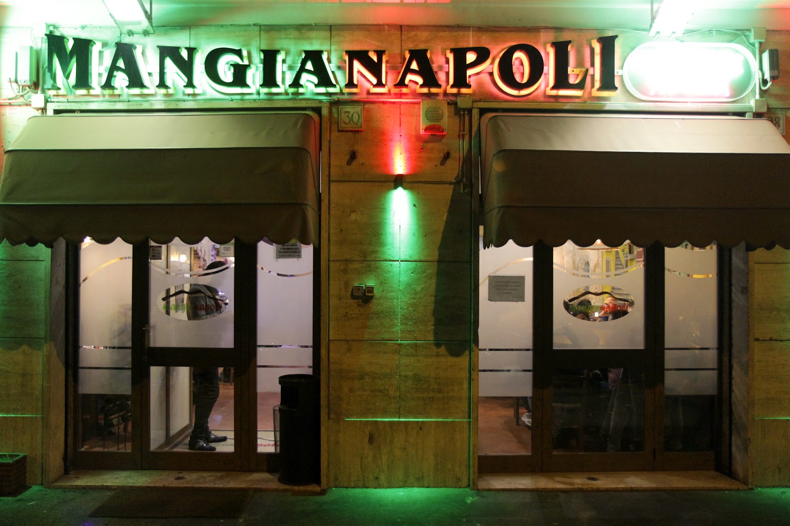 Mangianapoli Levio