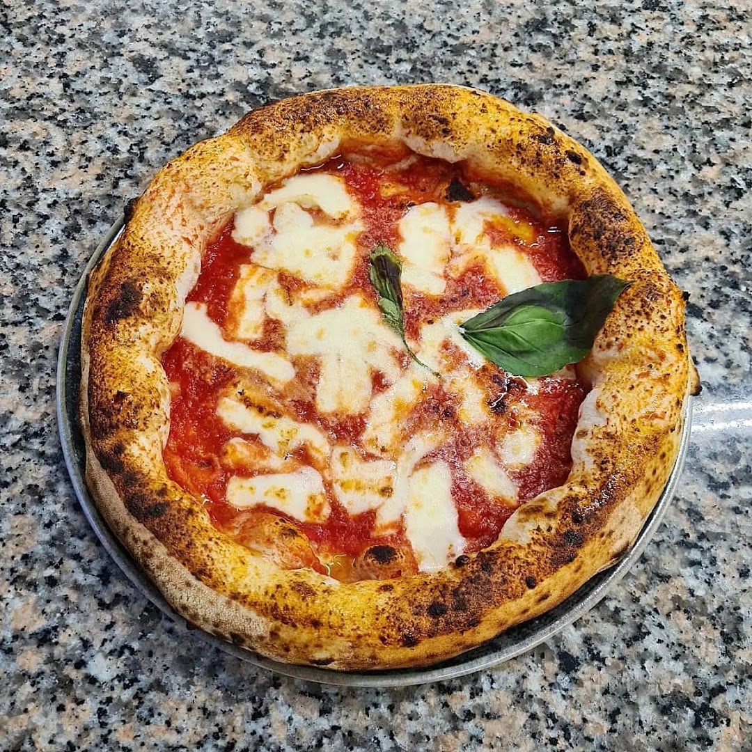 MANI PIZZA & CUCINA ALASSIO