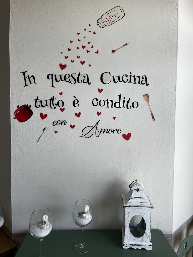 Cucineria Mani in Pasta