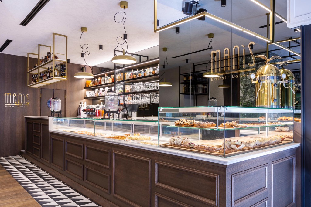 Manis Bistrot | Pasticceria e Ristorante | Aperitivi | Specialty Coffee