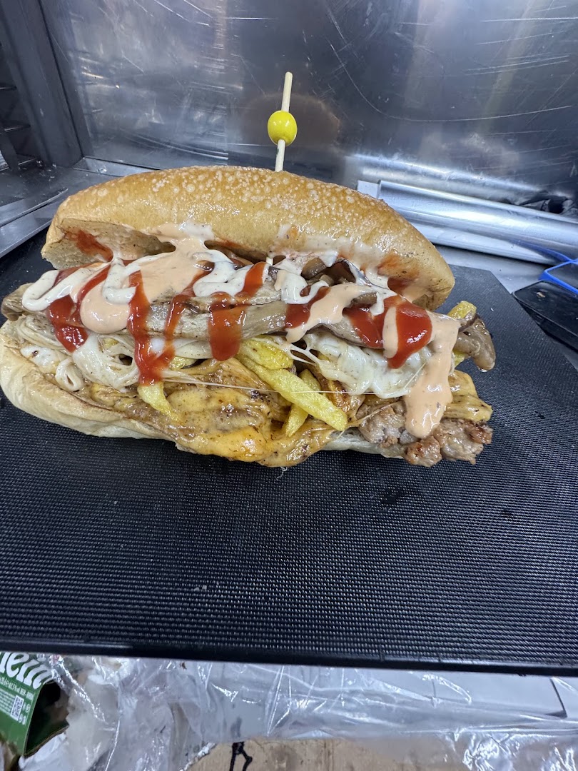 MANU'S BURGER