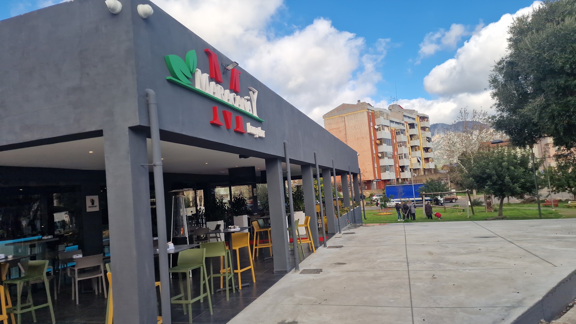 Maracana' Lounge bar, Iglesias