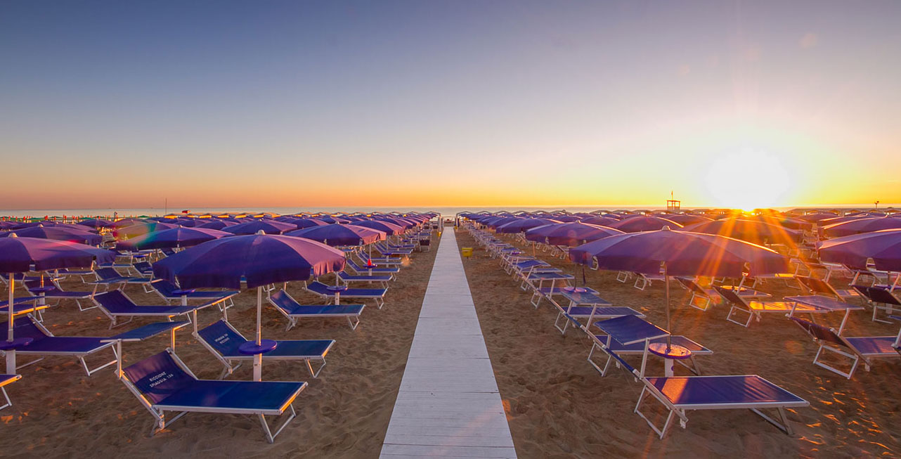 Marano Beach 135-136