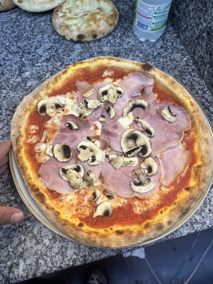 MARAS Pizzeria Hamburgeria Piadineria