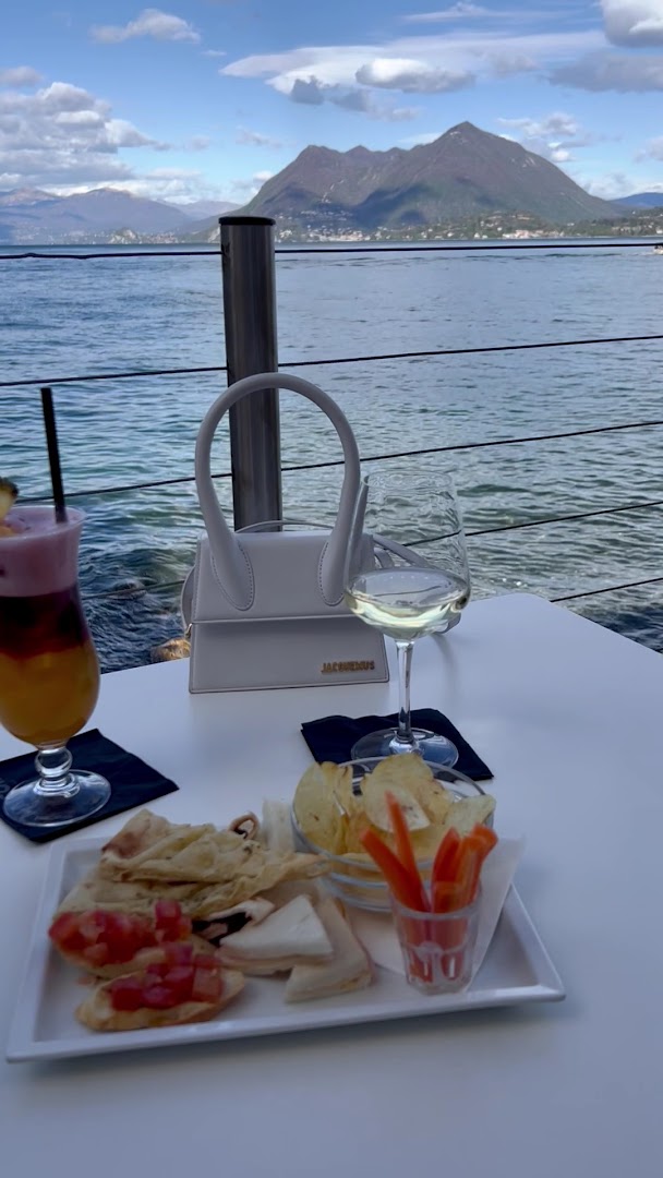 Marconi Beach Stresa, Stresa