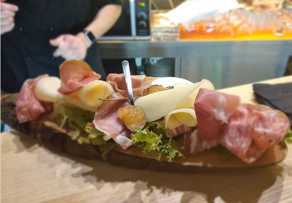 Maremma Maiala Napoli