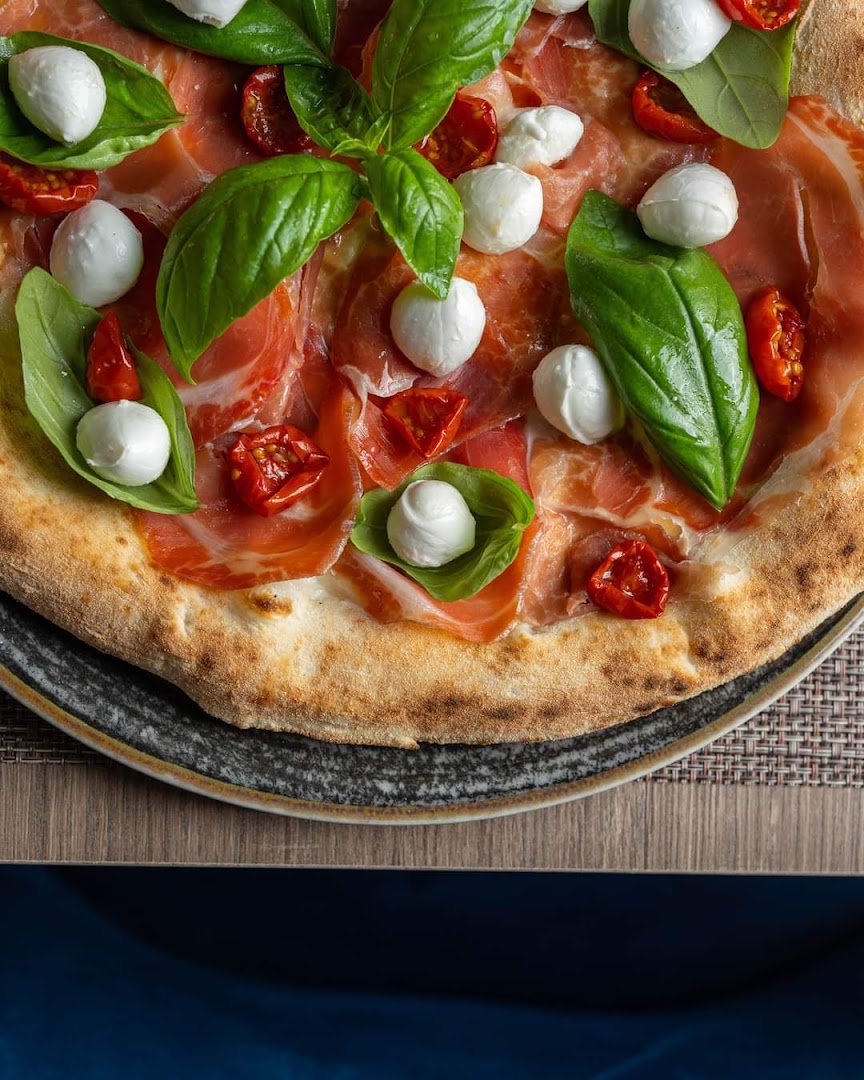 Margaret - Pizza Restaurant Drink