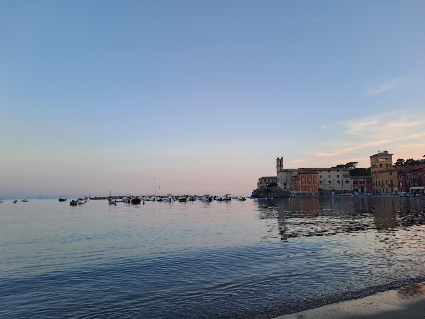 Marina di Levante Beach Bar, Sestri Levante