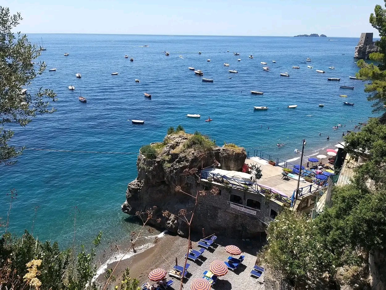 Marinella Beach Club