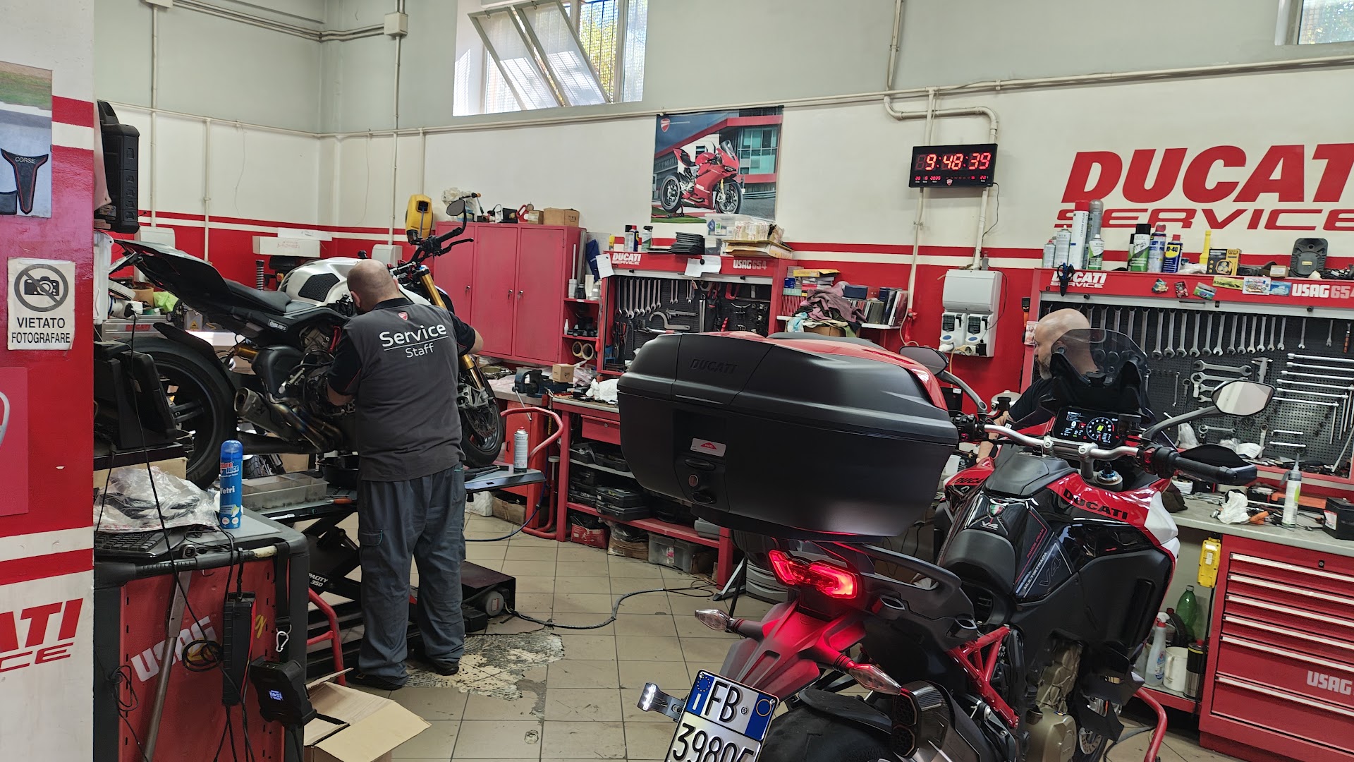 Mario Manzo Srl - Ducati Salerno