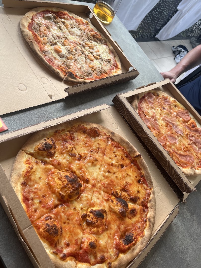 Mario's Pizza