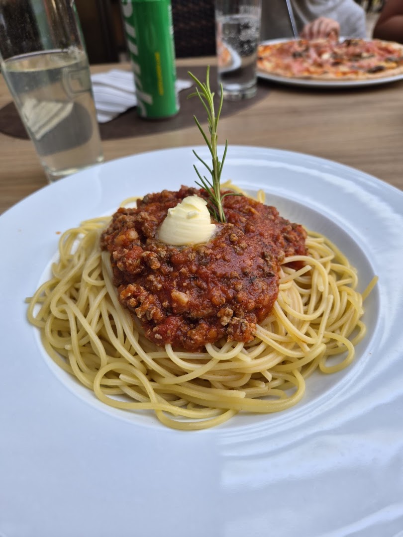 Masatsch Café & Restaurant