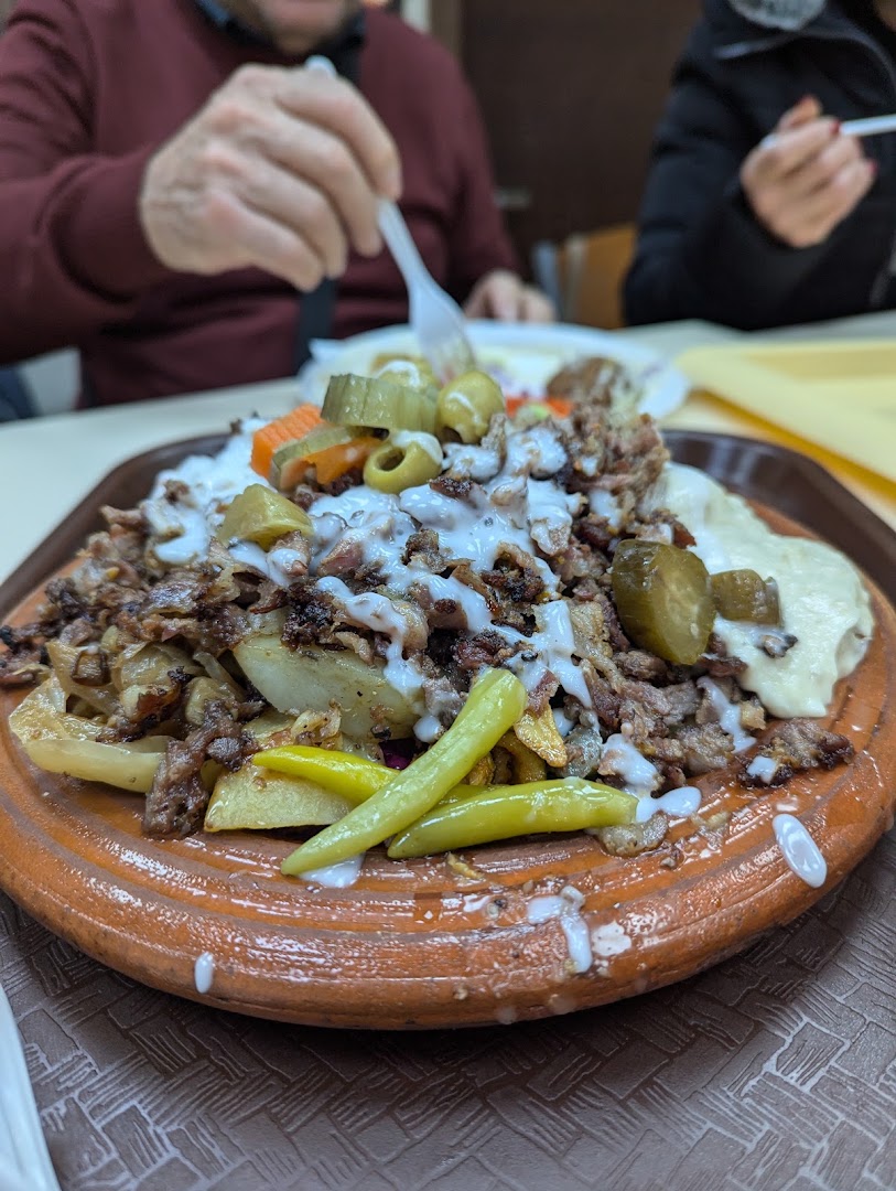 MASHWYAAT ALQOUDS مطعم القدس