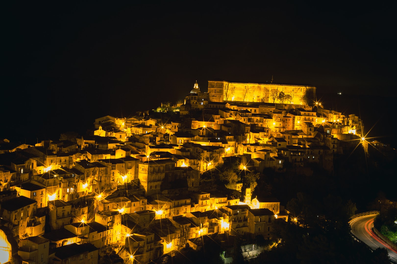 Maskenada, Giardini-Naxos