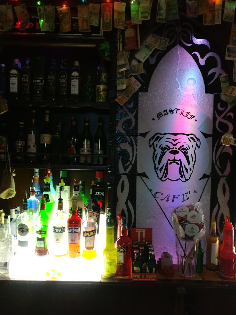 Mastiff Cafe'