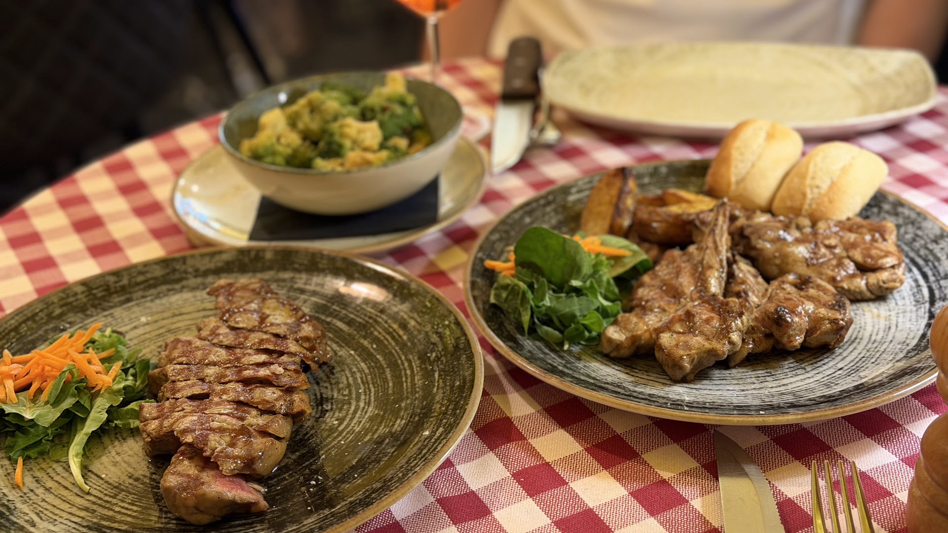 Matilde Osteria con carne alla brace