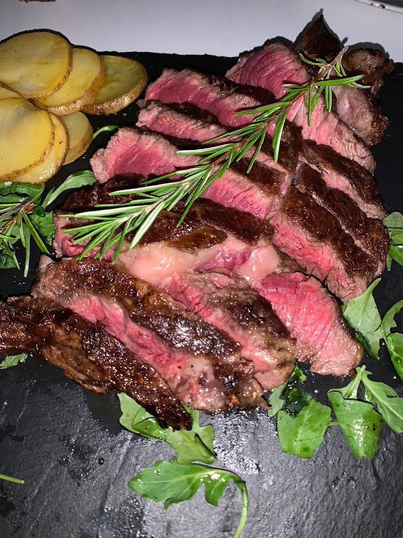 MAUD food & vibes