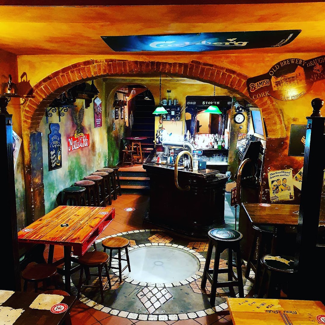 Maudit Pub