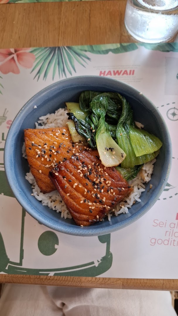 Maui Hawaiian Restaurant