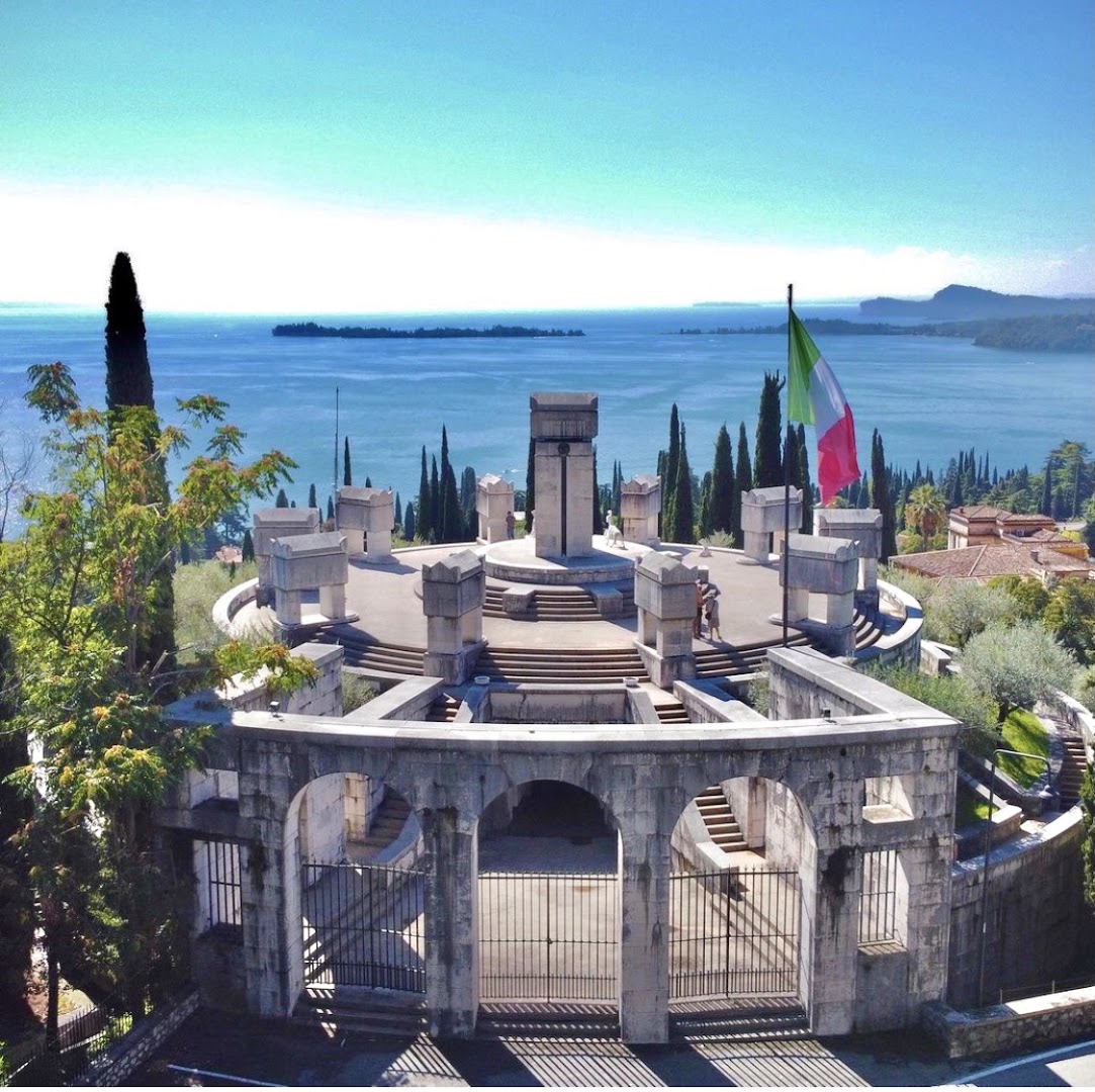 Mausoleo di Gabriele D'Annunzio