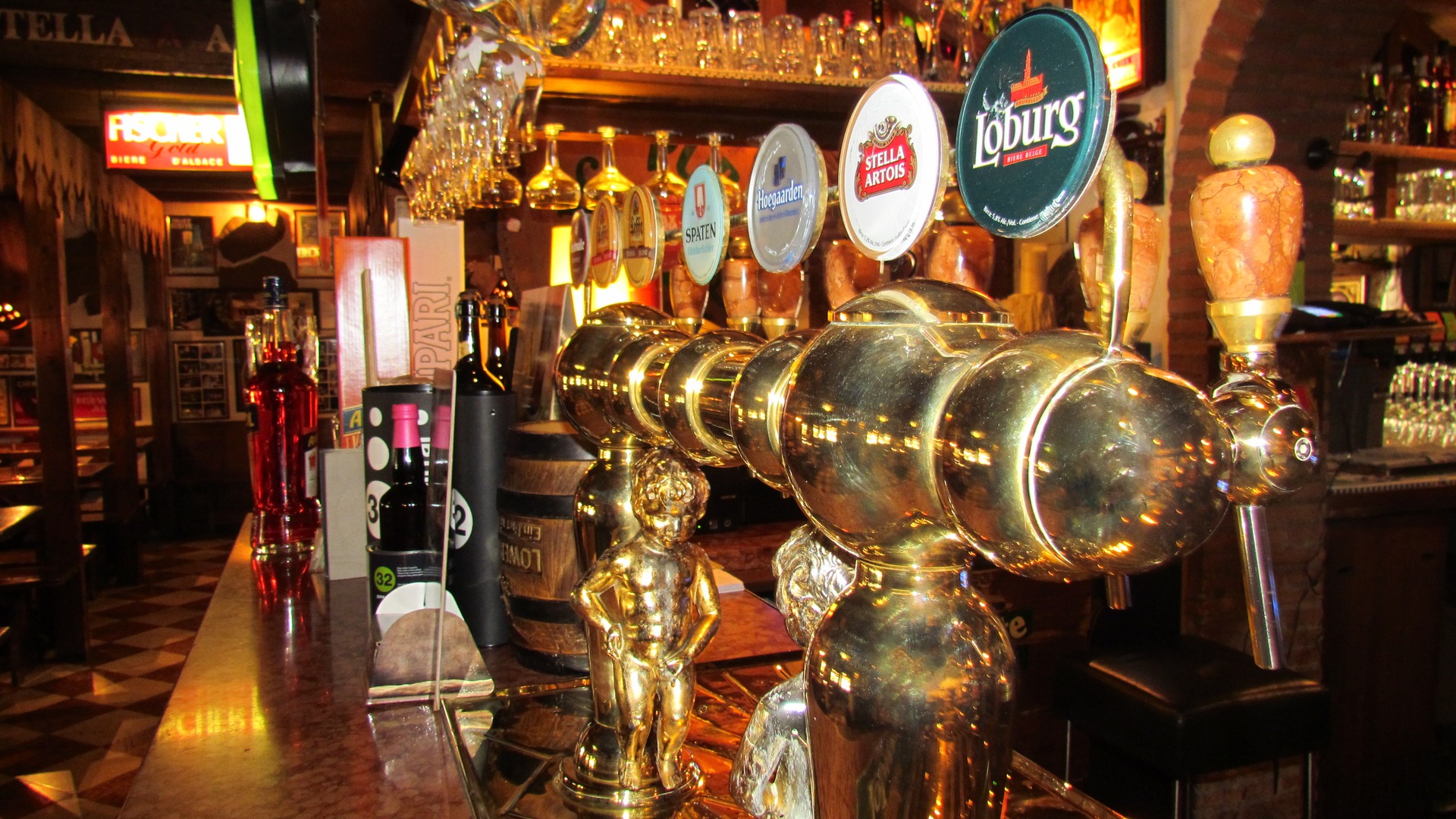 Max Music Pub