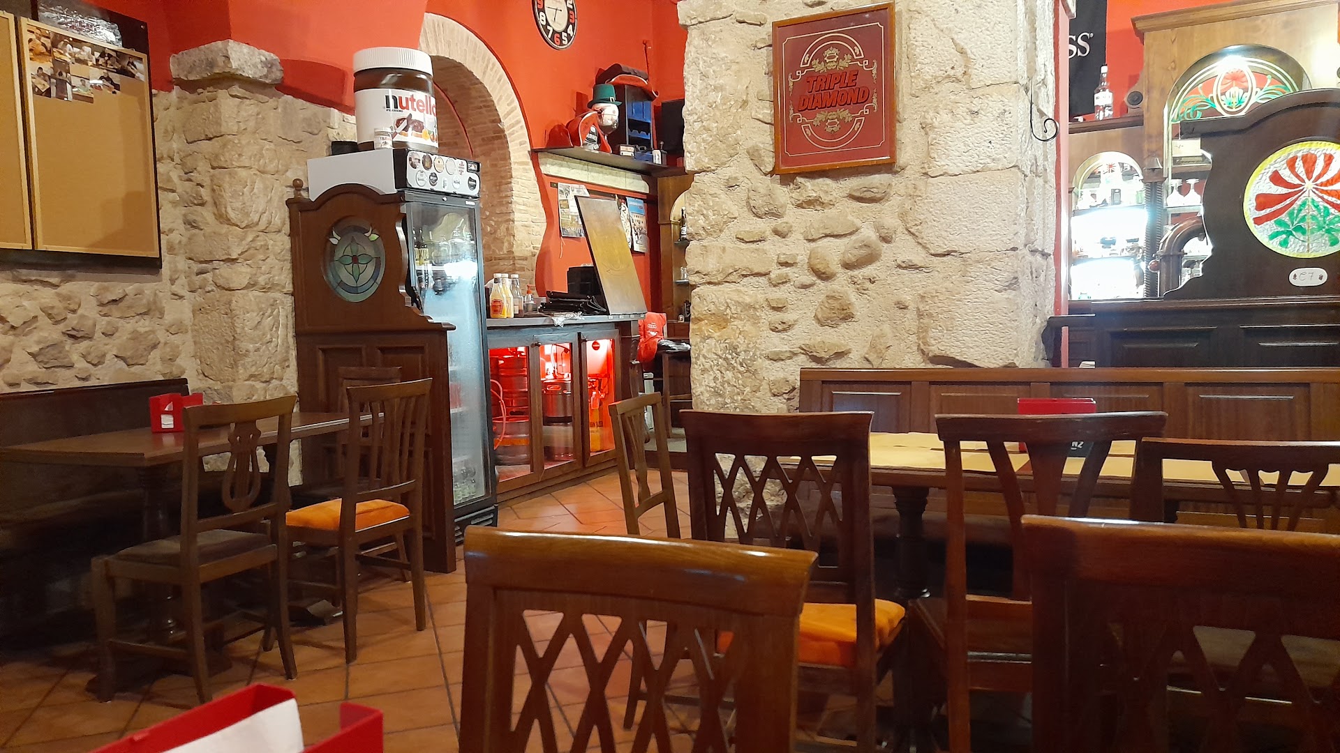 MAX PUB