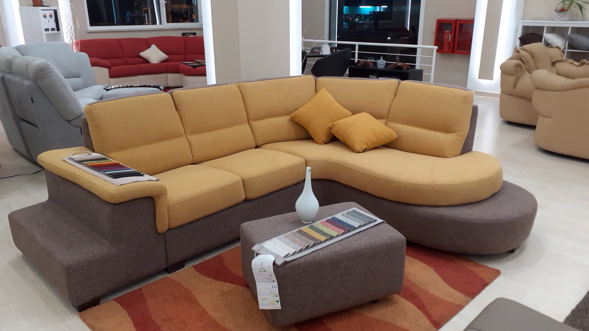 Max relax - Centro Commerciale I Due Mari - Maida