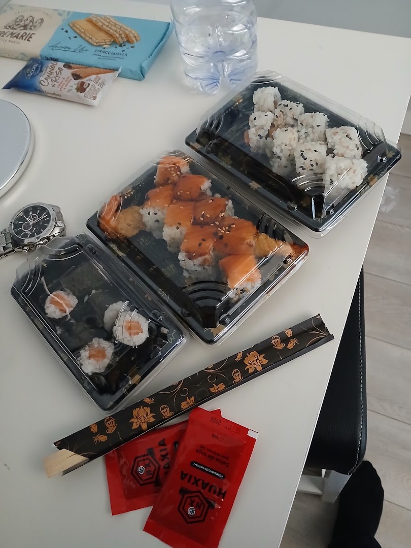 Max Sushi