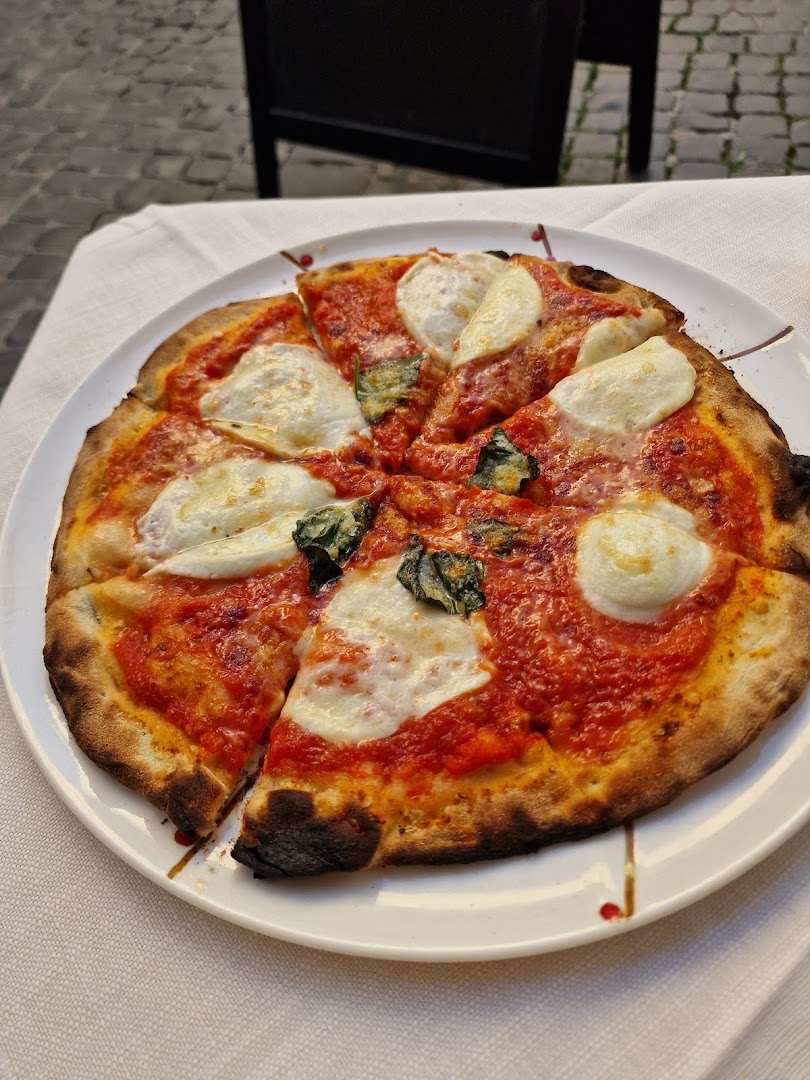 Maxelâ La Maddalena - Roma, Roma