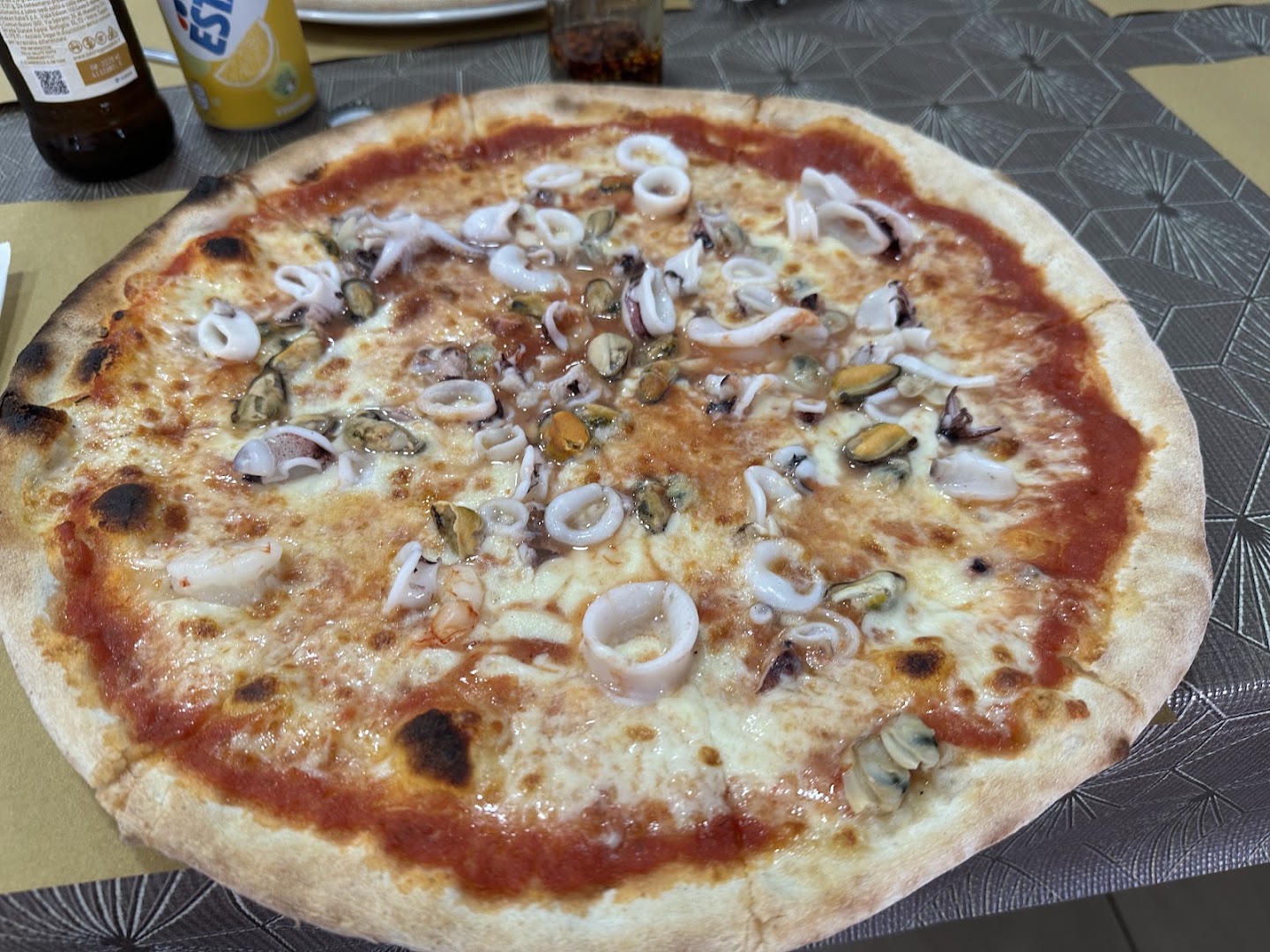 Maxi Pizza -Pizzeria con servizio di asporto