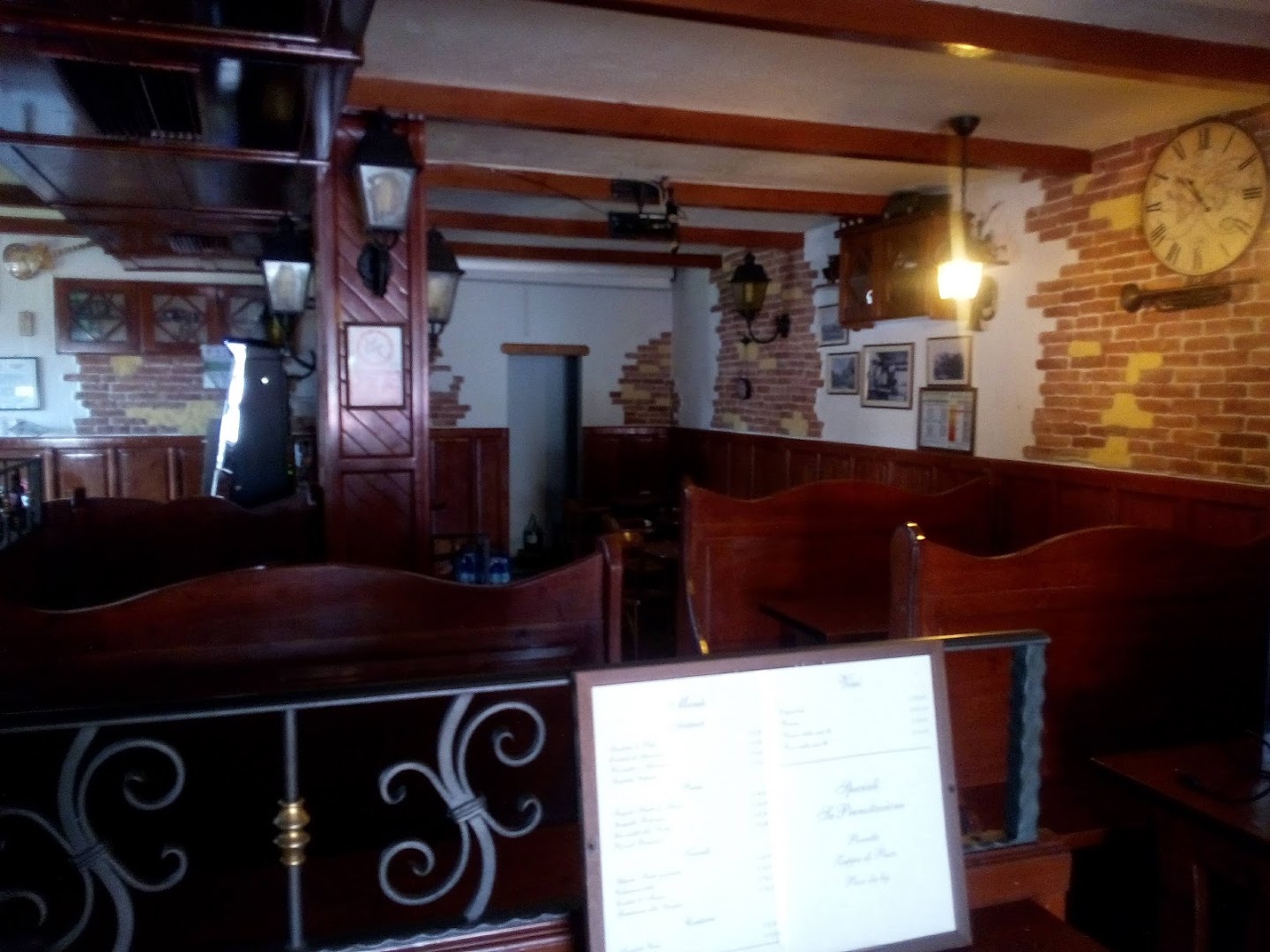 Maxim Pub