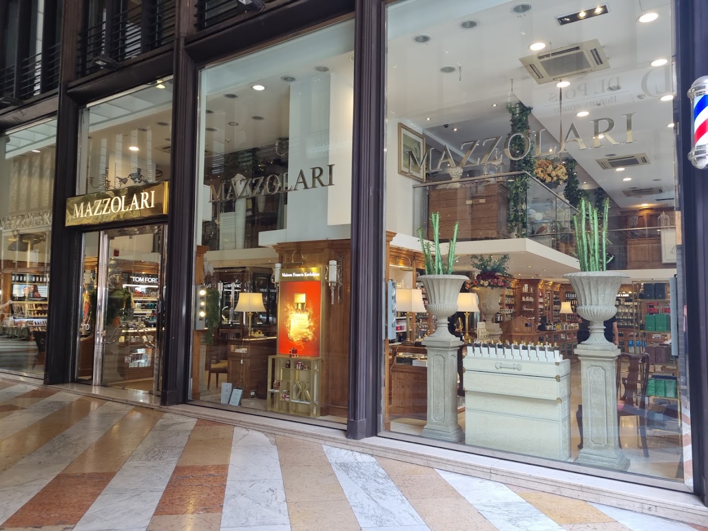 Mazzolari - Corso Monforte, Milano