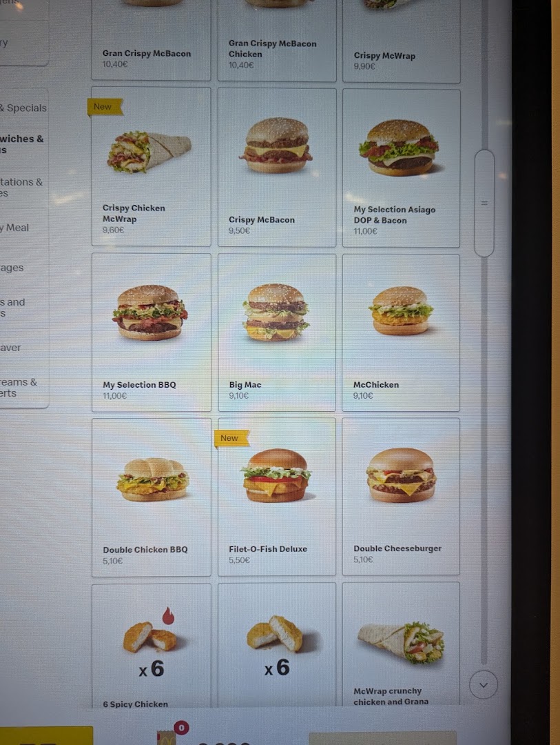 McDonald's Aeroporto Cagliari Elmas, Elmas