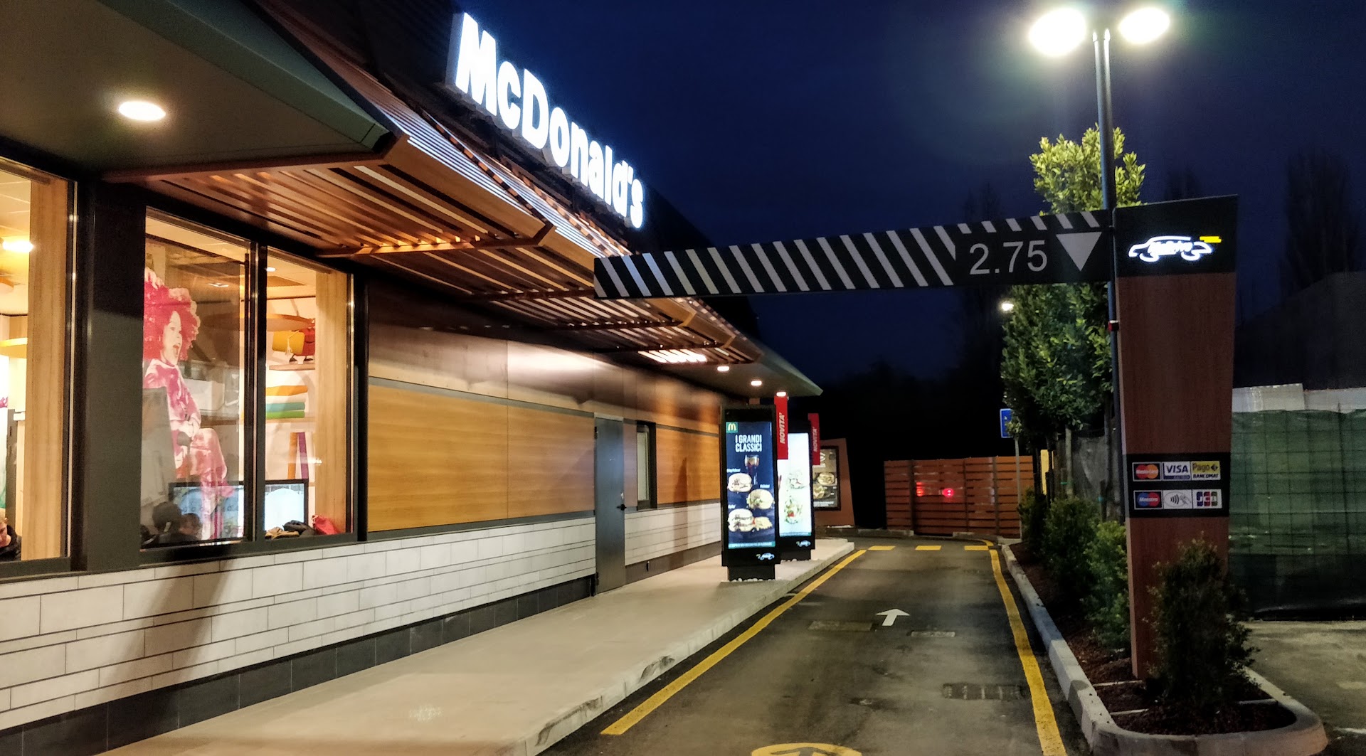 McDonald's Arcore Drive