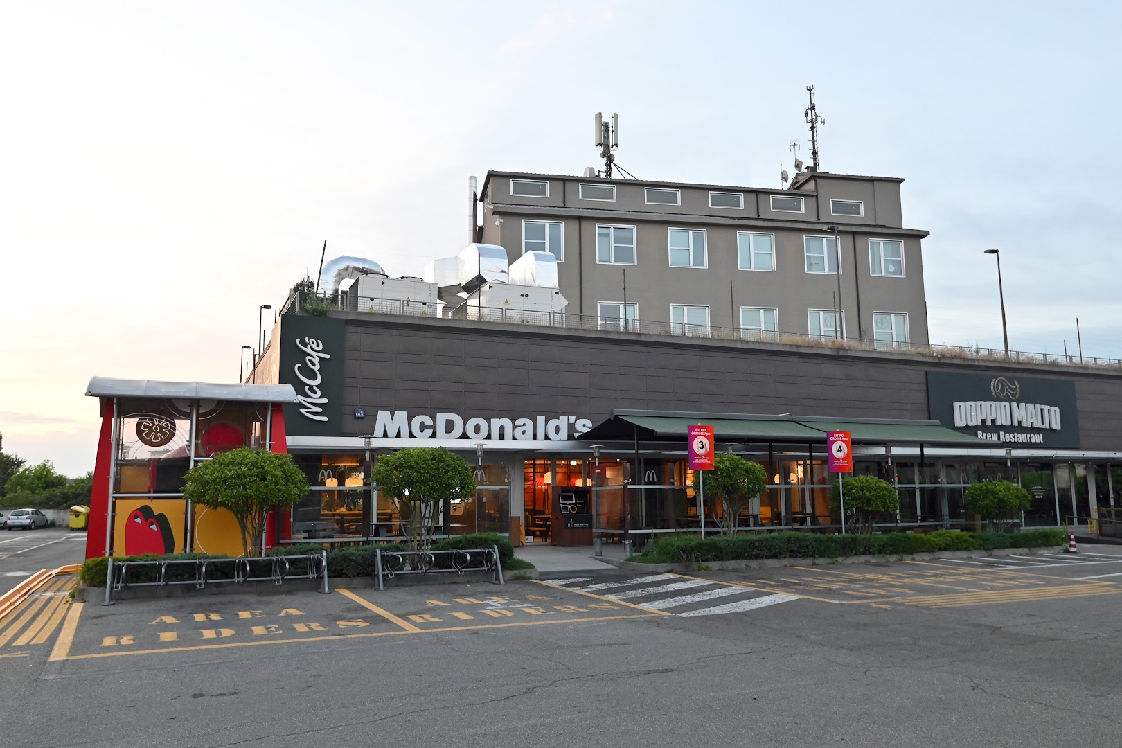 McDonald's Asti Est