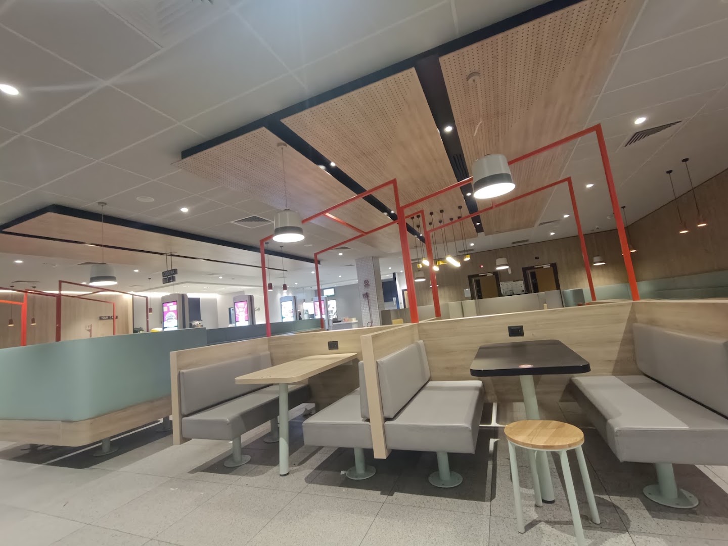 McDonald's Avola Giardino, Avola