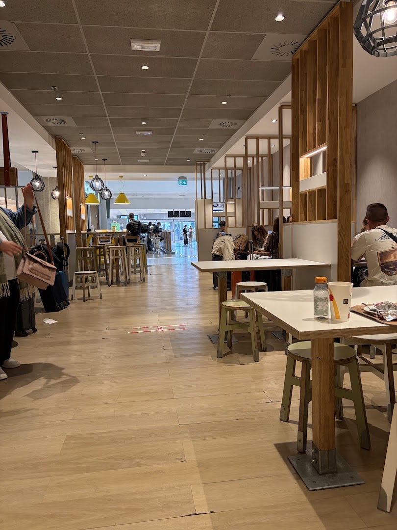 McDonald's Bari Aeroporto