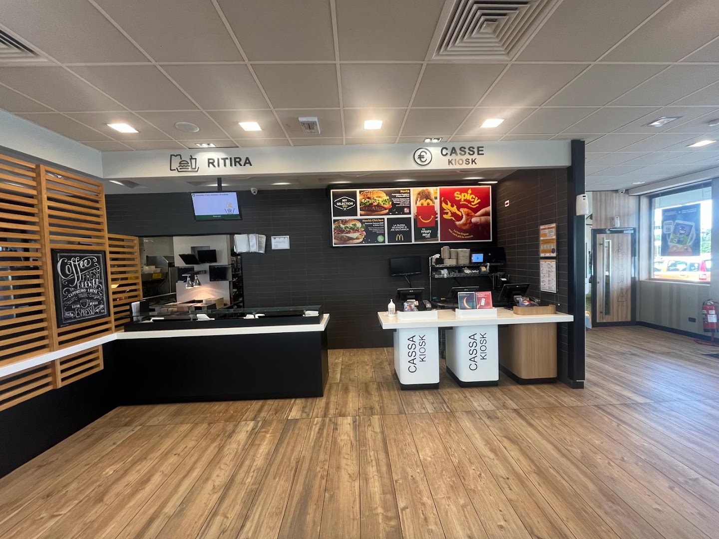 McDonald's Bari Santa Caterina, Bari