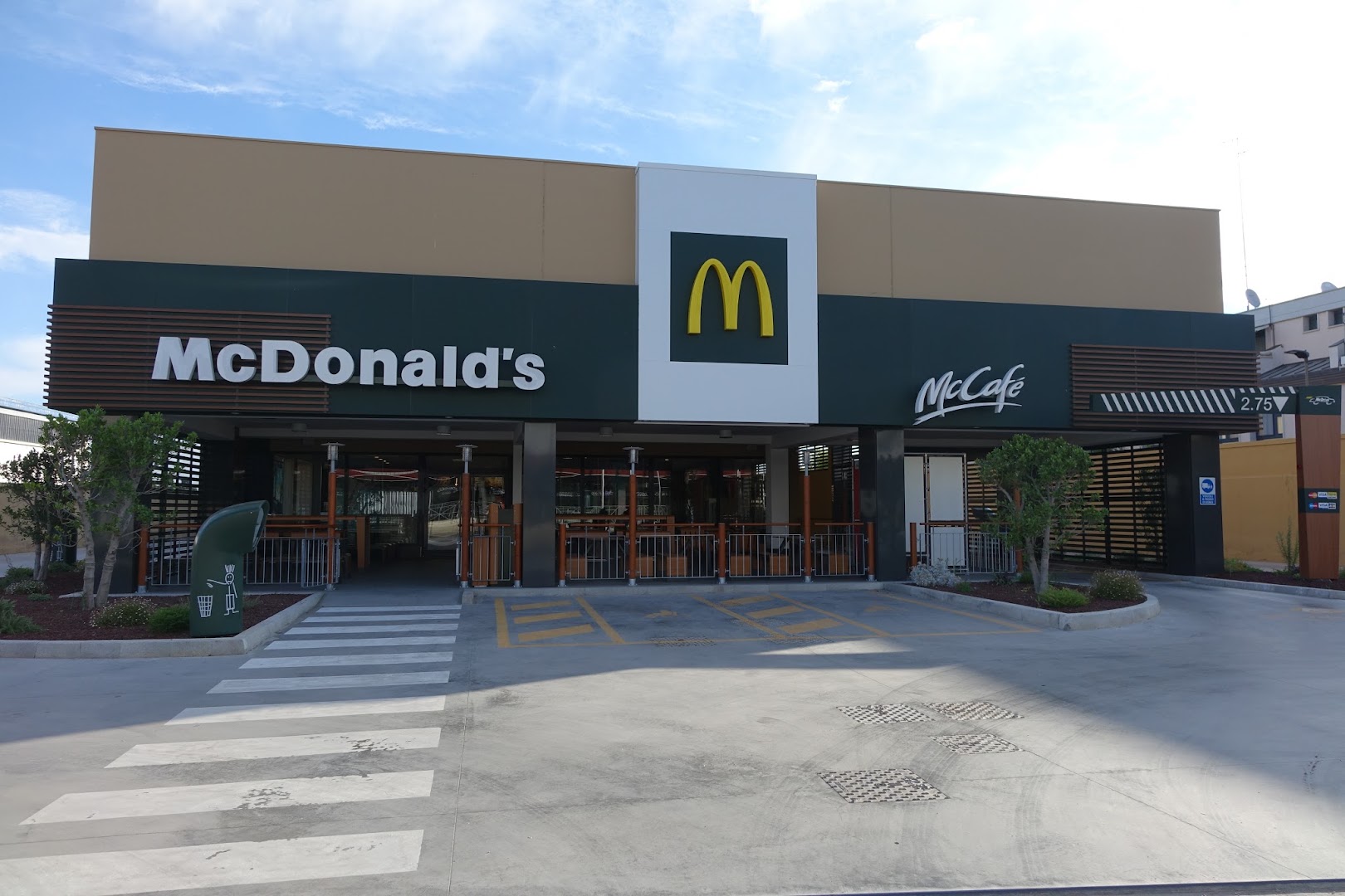 McDonald's Barletta Via Foggia, Barletta
