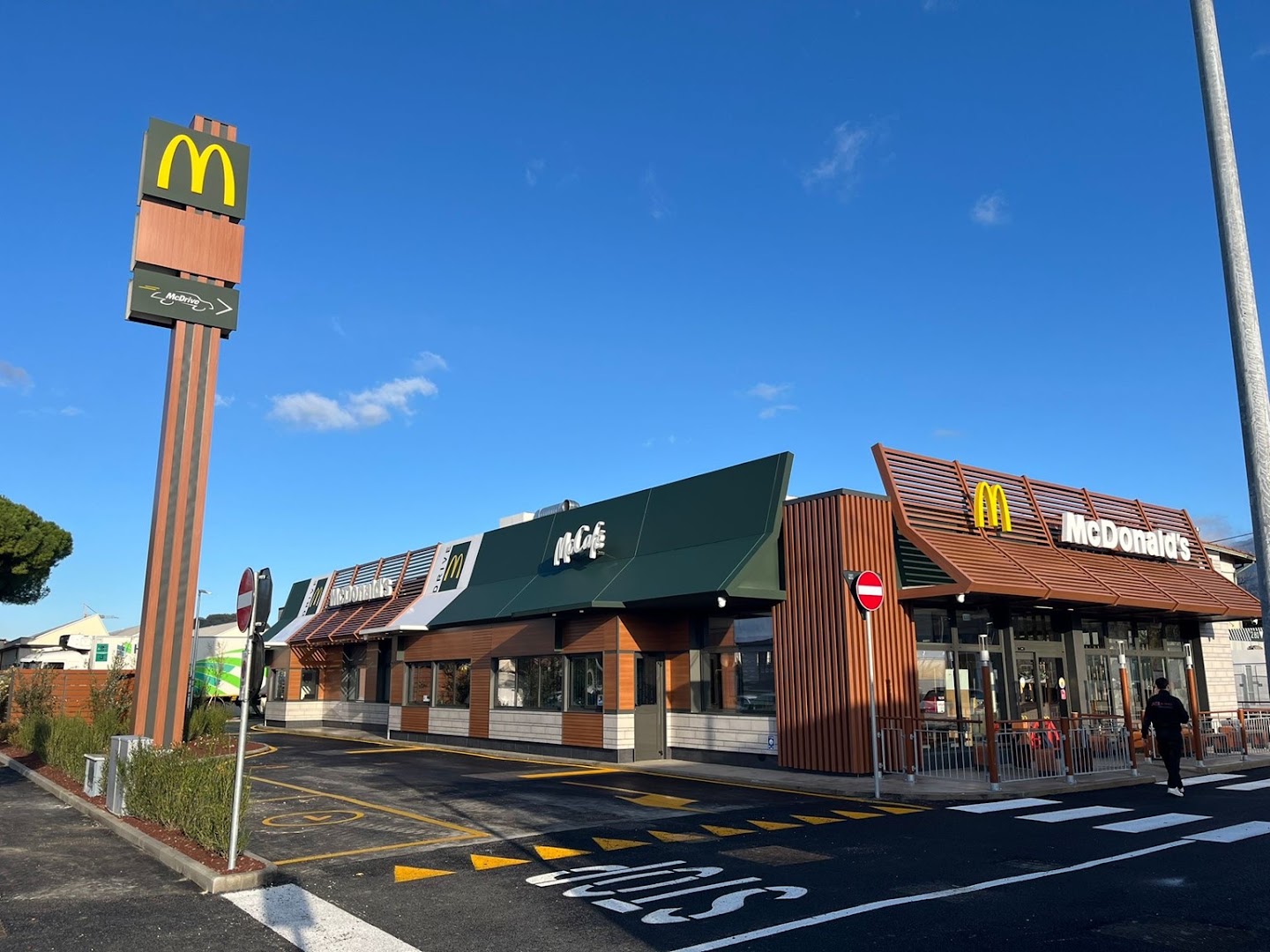 McDonald's Carrara