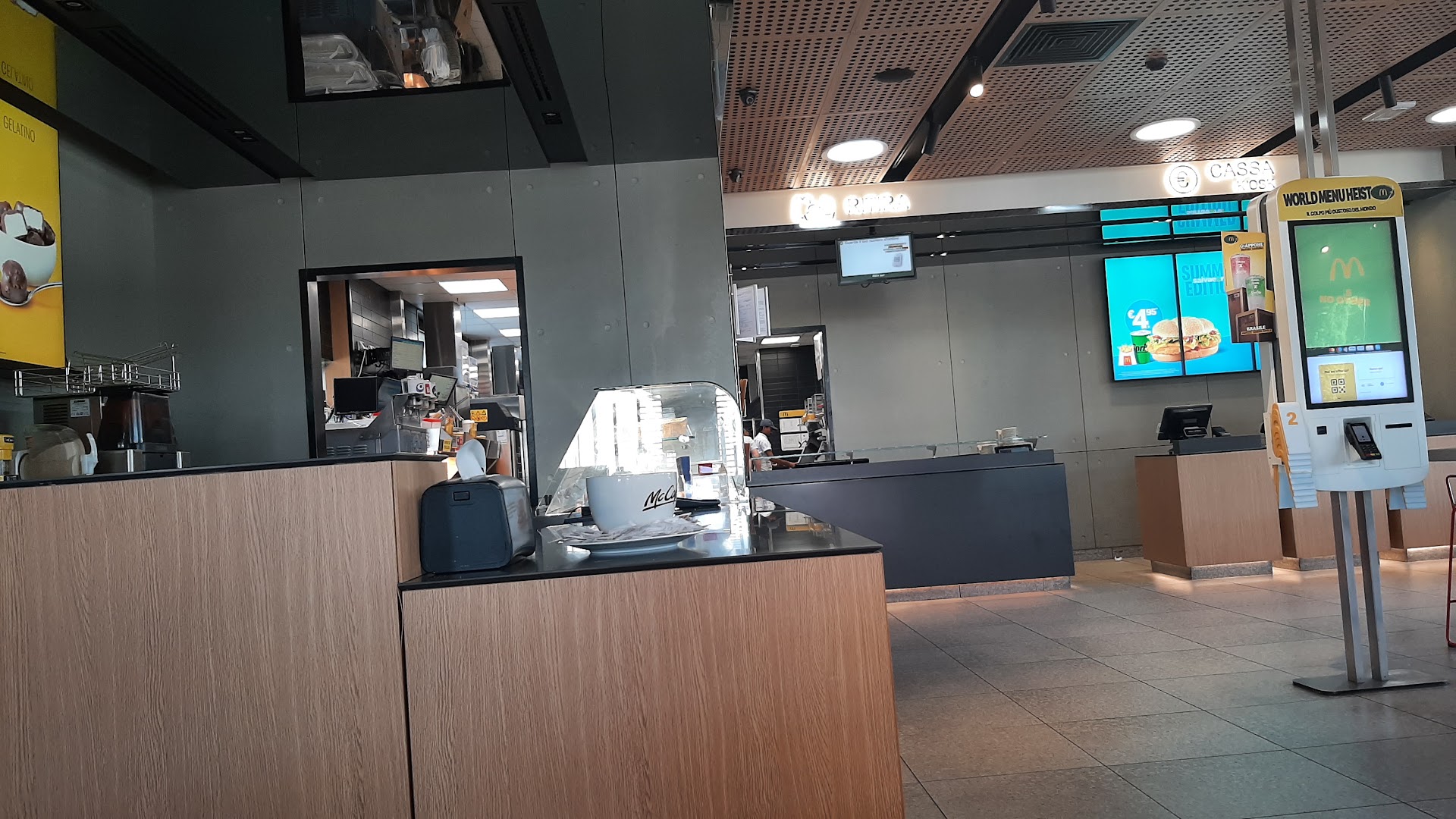 McDonald’s Casalecchio di Reno Via De Curtis