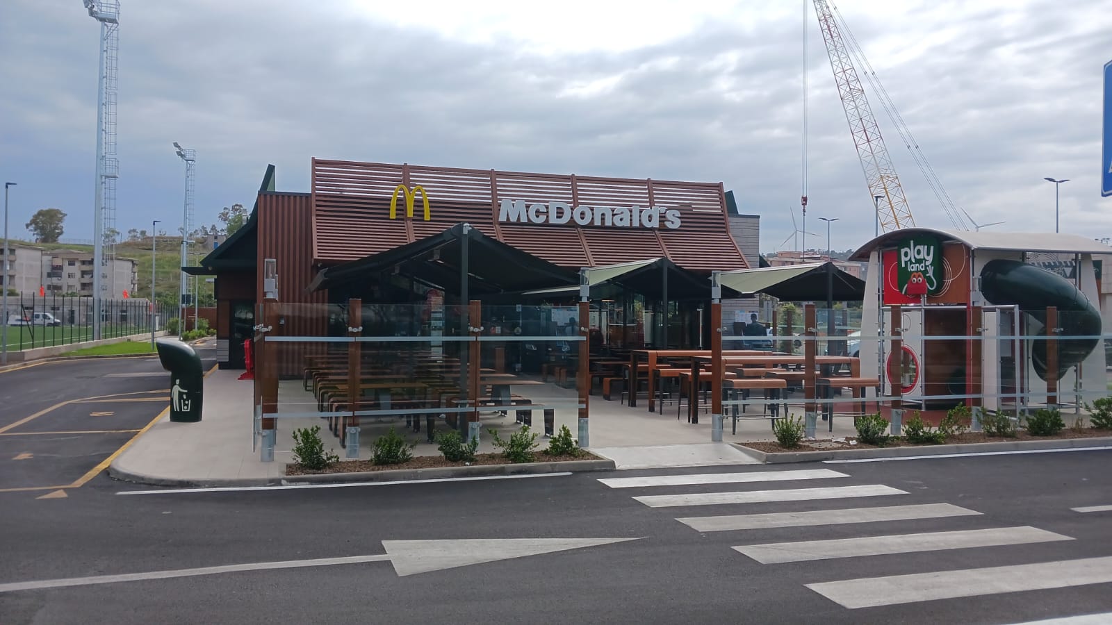 McDonald's Crotone Drive (G. Da Fiore)