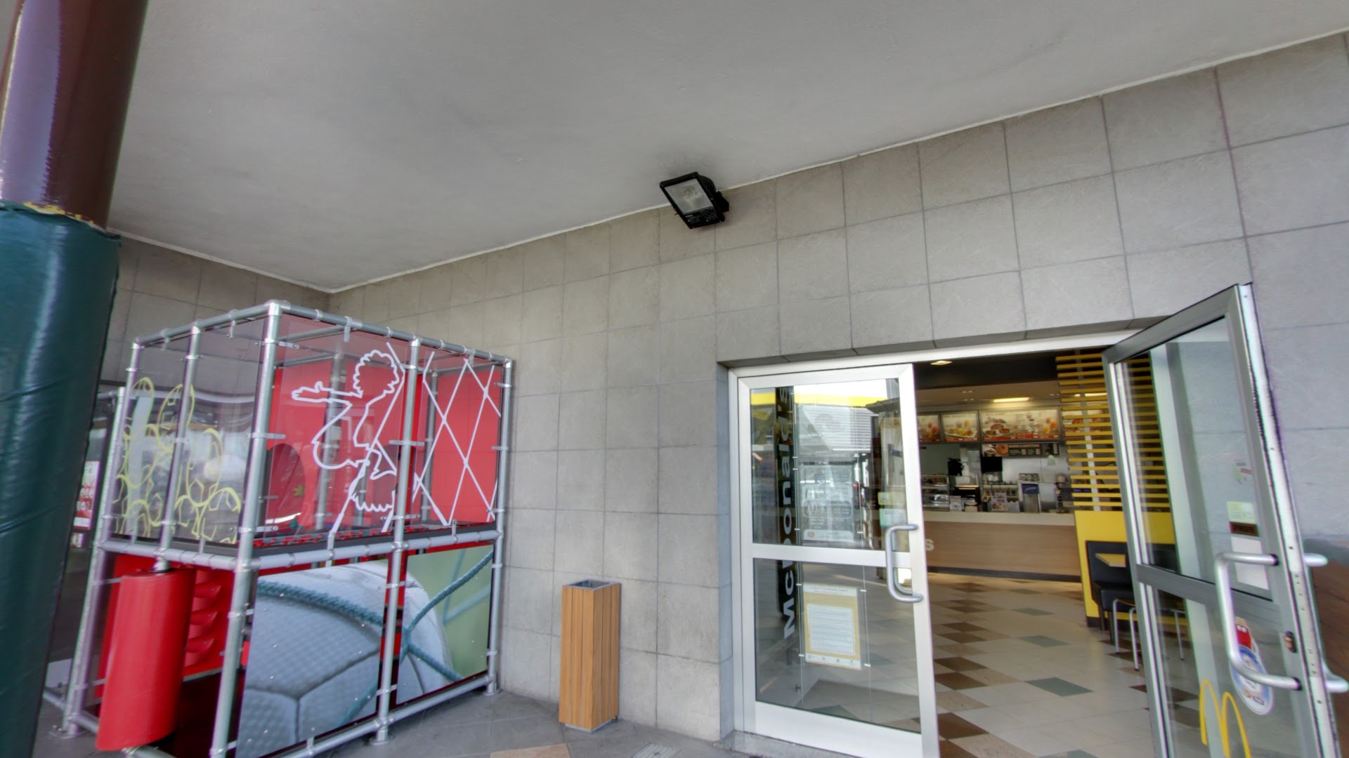 McDonald's Fossano Drive, Fossano