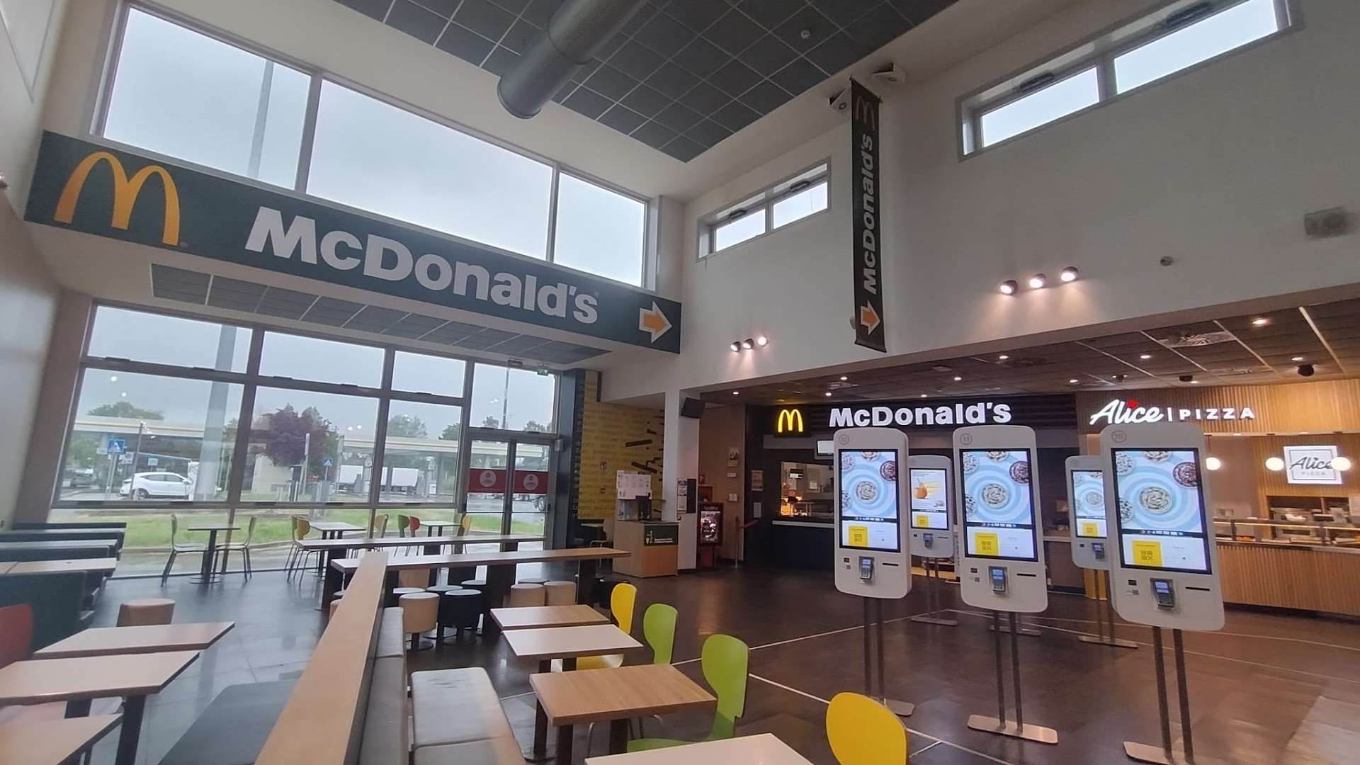 McDonald's La Pioppa Est