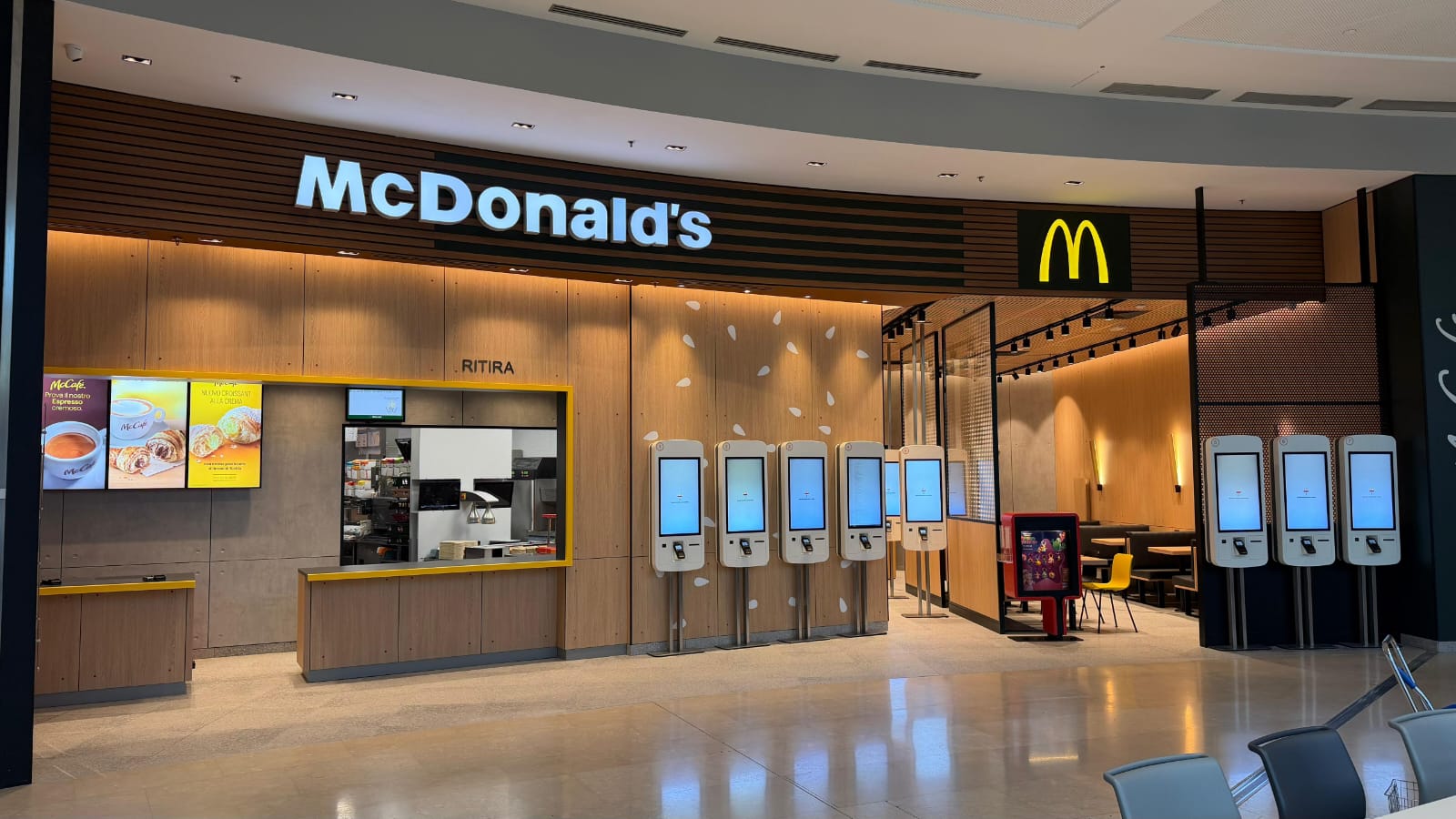 McDonald's Marghera C.C. Nave de Vero