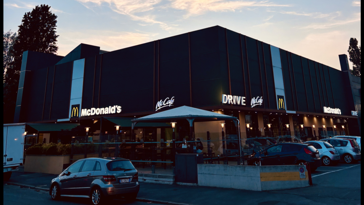 McDonald's Milano Lorenteggio Drive