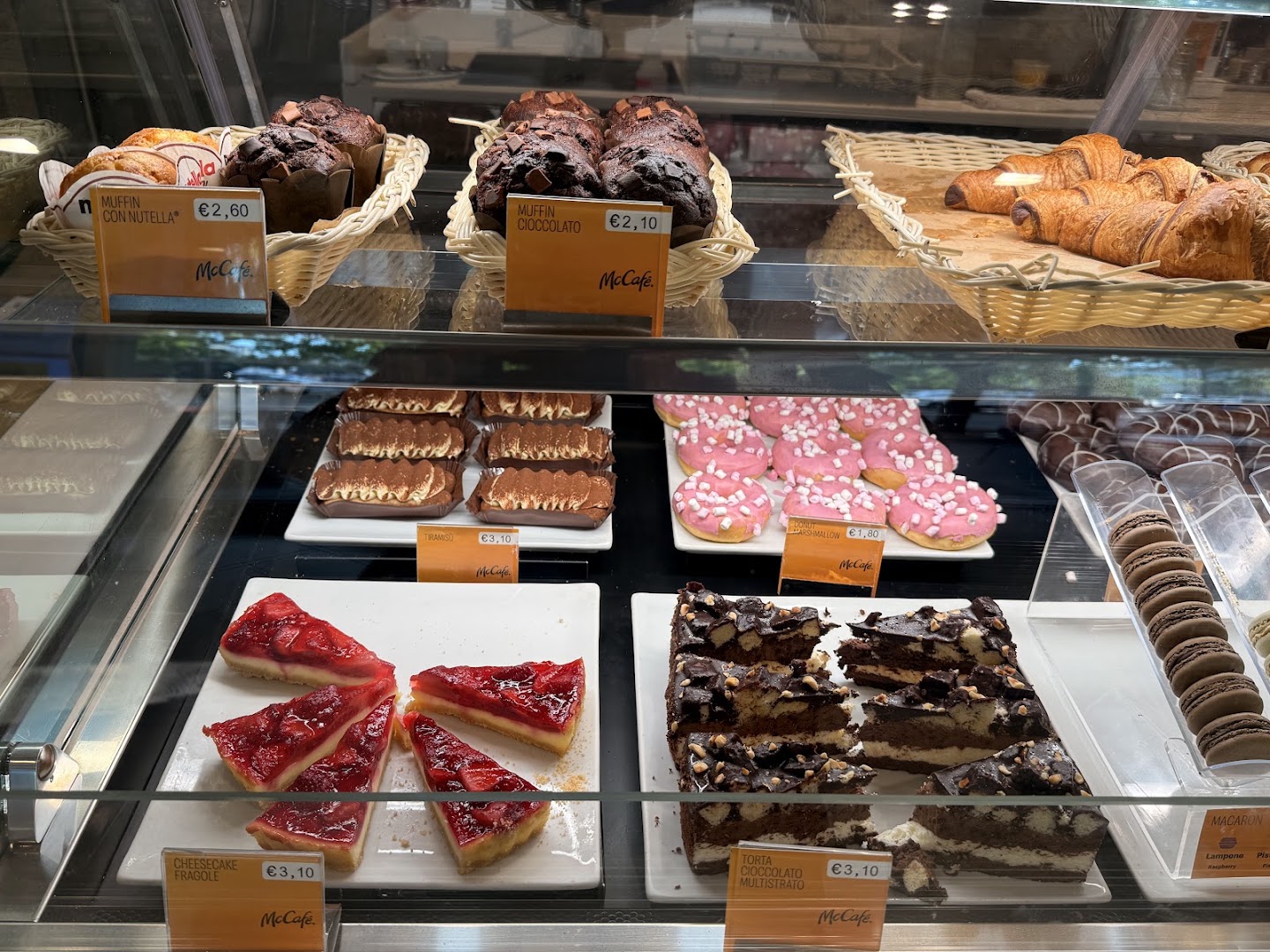 McDonald's - Milano Piazza Duca D'Aosta